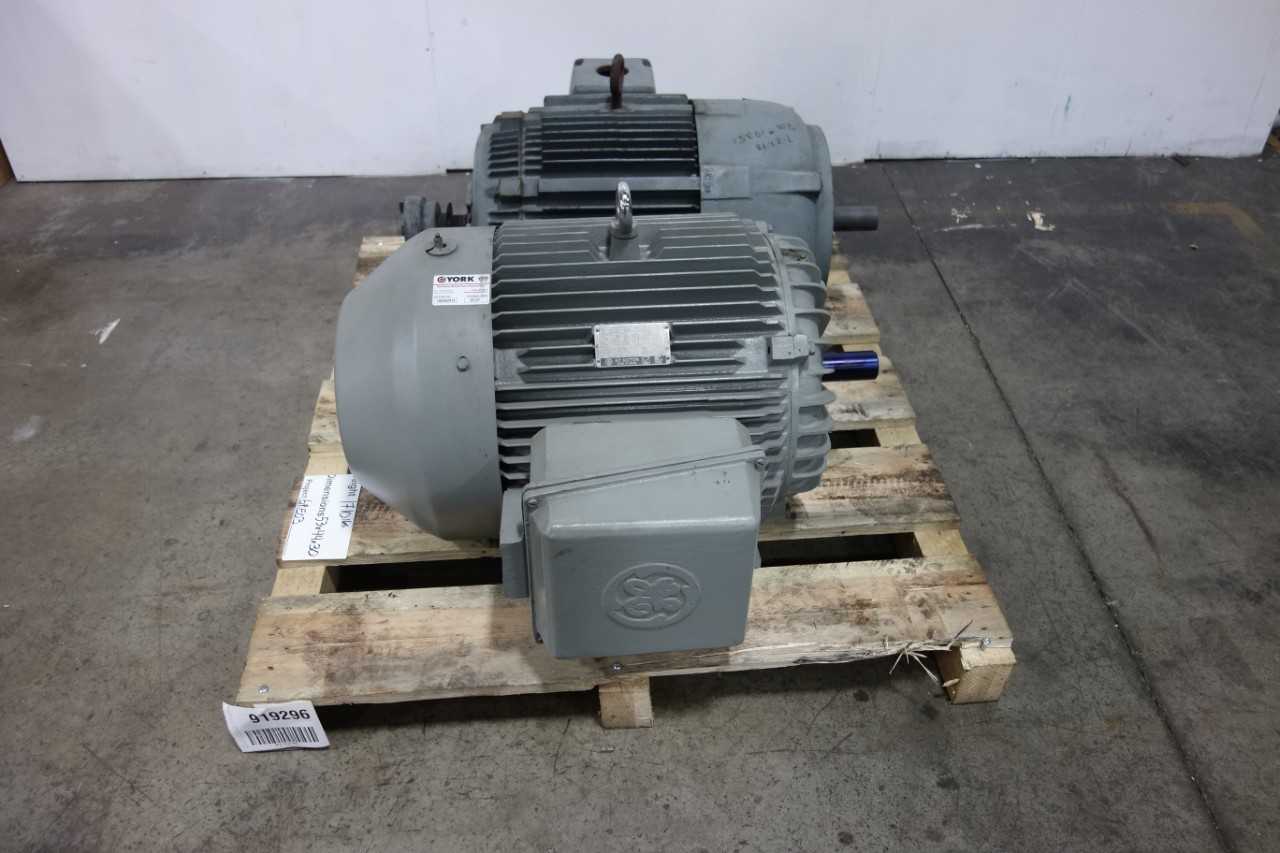 LOT OF 2 ELECTRIC MOTORS - ELECTRIC MOTORS