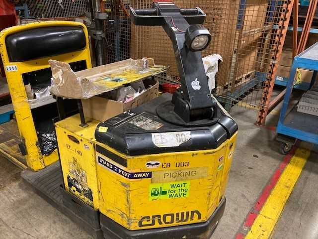 Crown Equipment Center Rider EB003 - FORKLIFTS