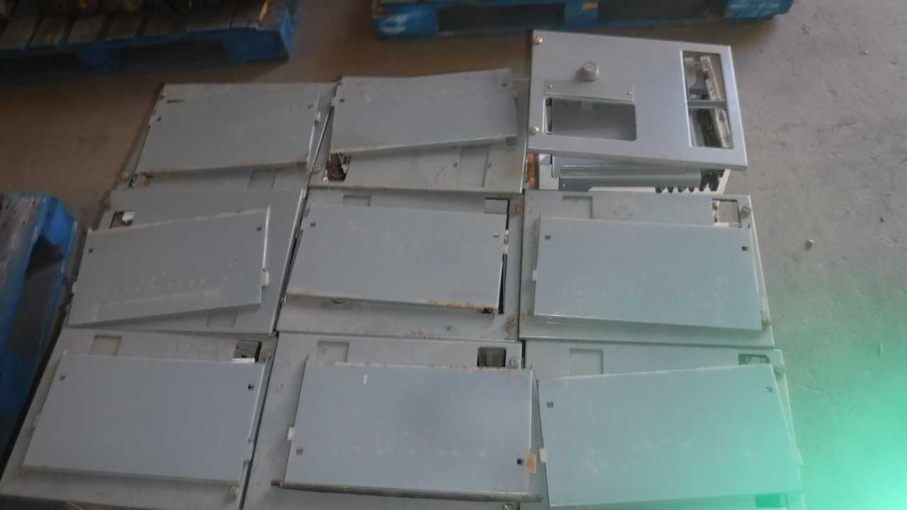 Lot of Nine 10 HP Square D Size 1 MCC Buckets Fusible - MOTOR STARTERS