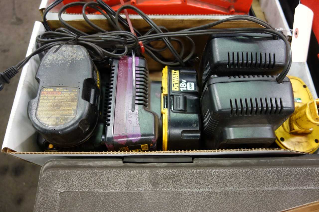 LOT OF 4 ASSORTED DEWALT BATTERY CHARGERS - ELECTRICAL COMPONENTS