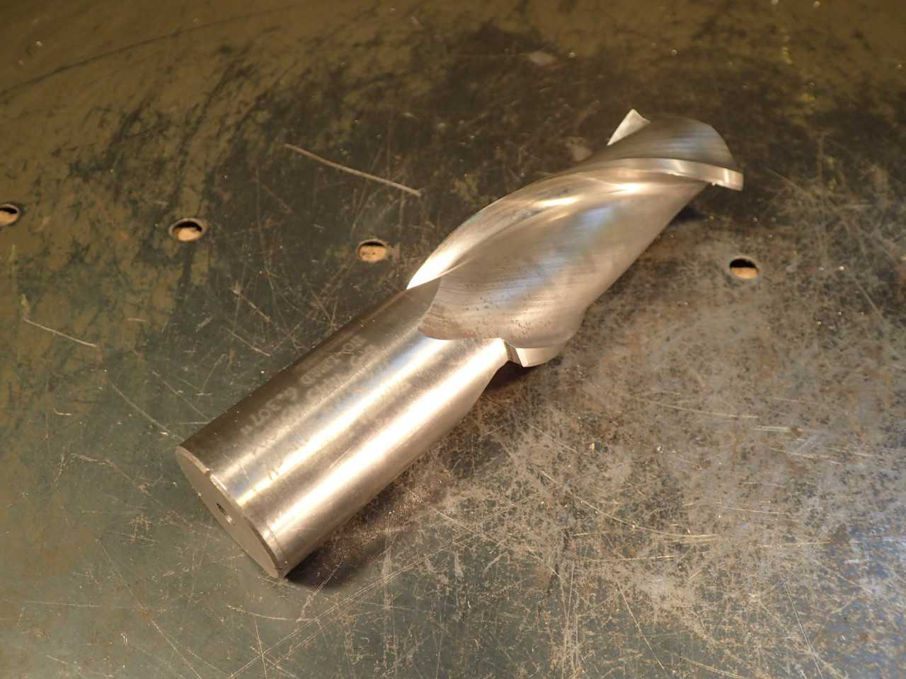 Widia Hanita 1-1/2" HSS 2-Flute End Mill: 3-1/2" Shoulder, 1-1/4" Shank, 6" OAL - MACHINE TOOLING