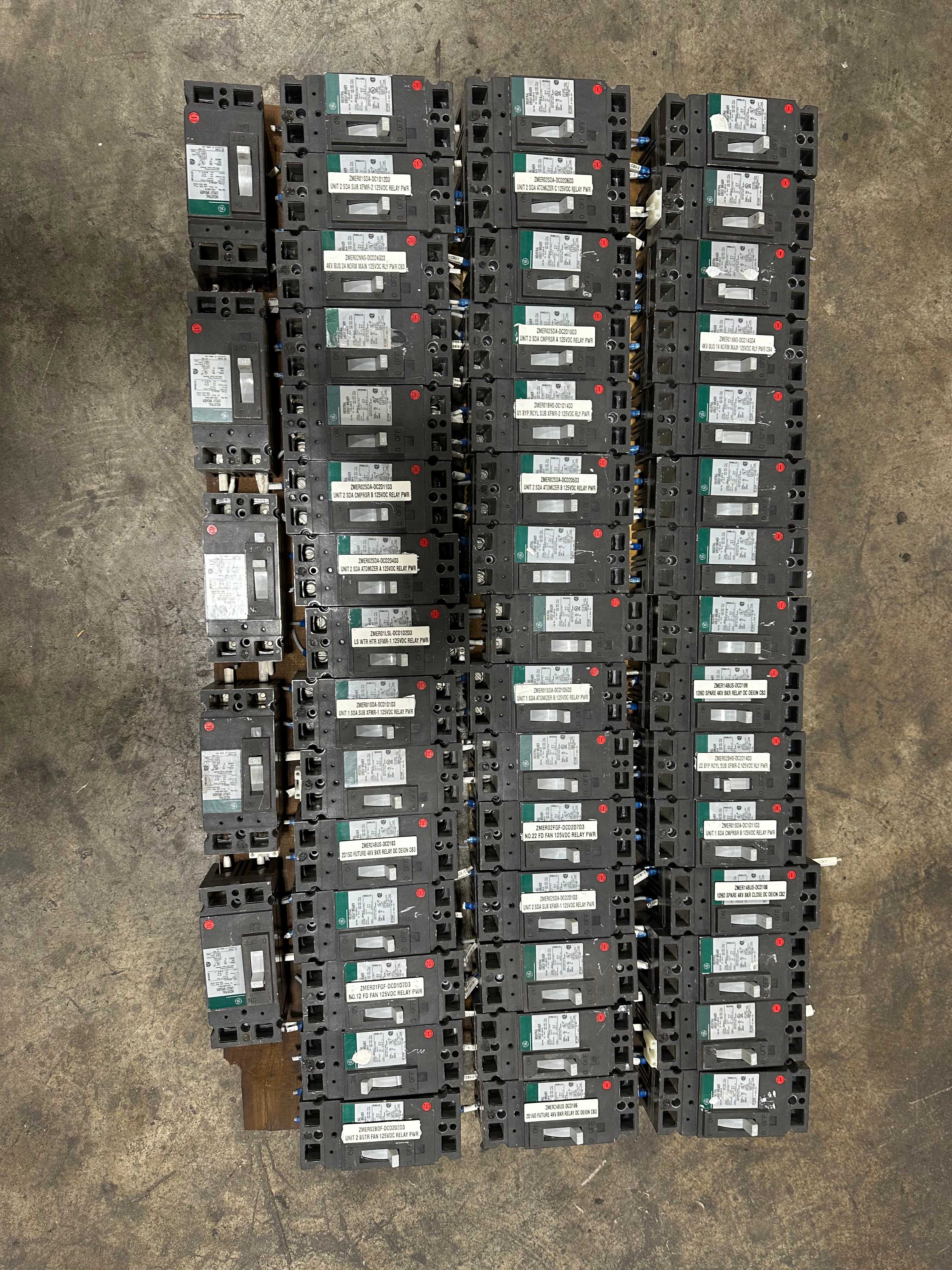 Pallet of General Electric TEB122015 Industrial Circuit Breakers - QTY 50 - CIRCUIT BREAKERS
