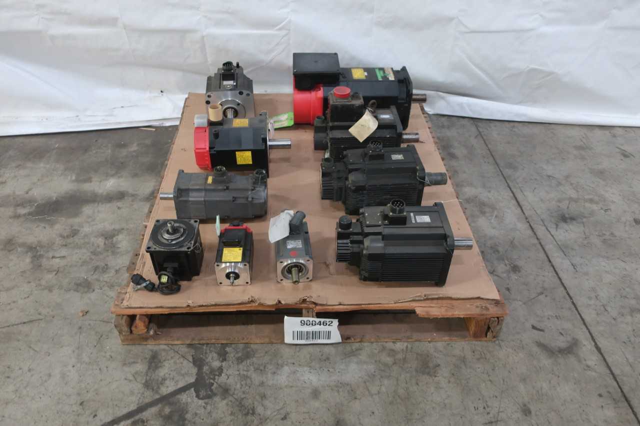 PALLET OF ASSORTED SERVO MOTORS - SERVO