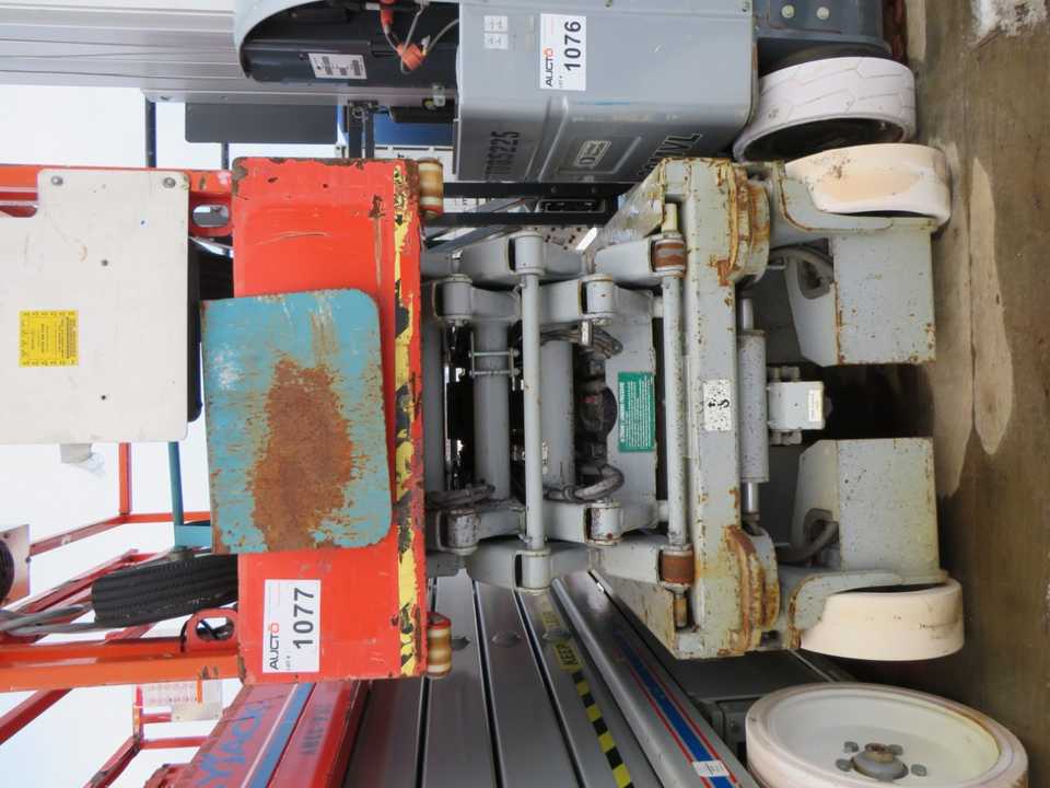 SKYJACK SJIII 3219 SCISSOR LIFT - PLANT & FACILITY