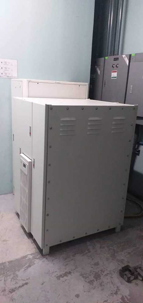 Lot of (2) UPS 3S 40KVA 400V 3:3 UPS LowTower - UPS