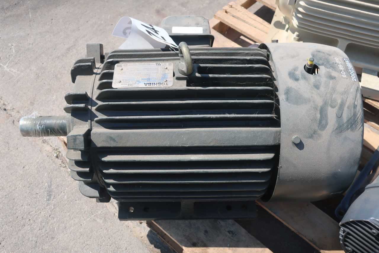 TOSHIBA B0304FLF3UMH02 MOTOR 460V 1770RPM 286T 4P - ELECTRIC MOTORS