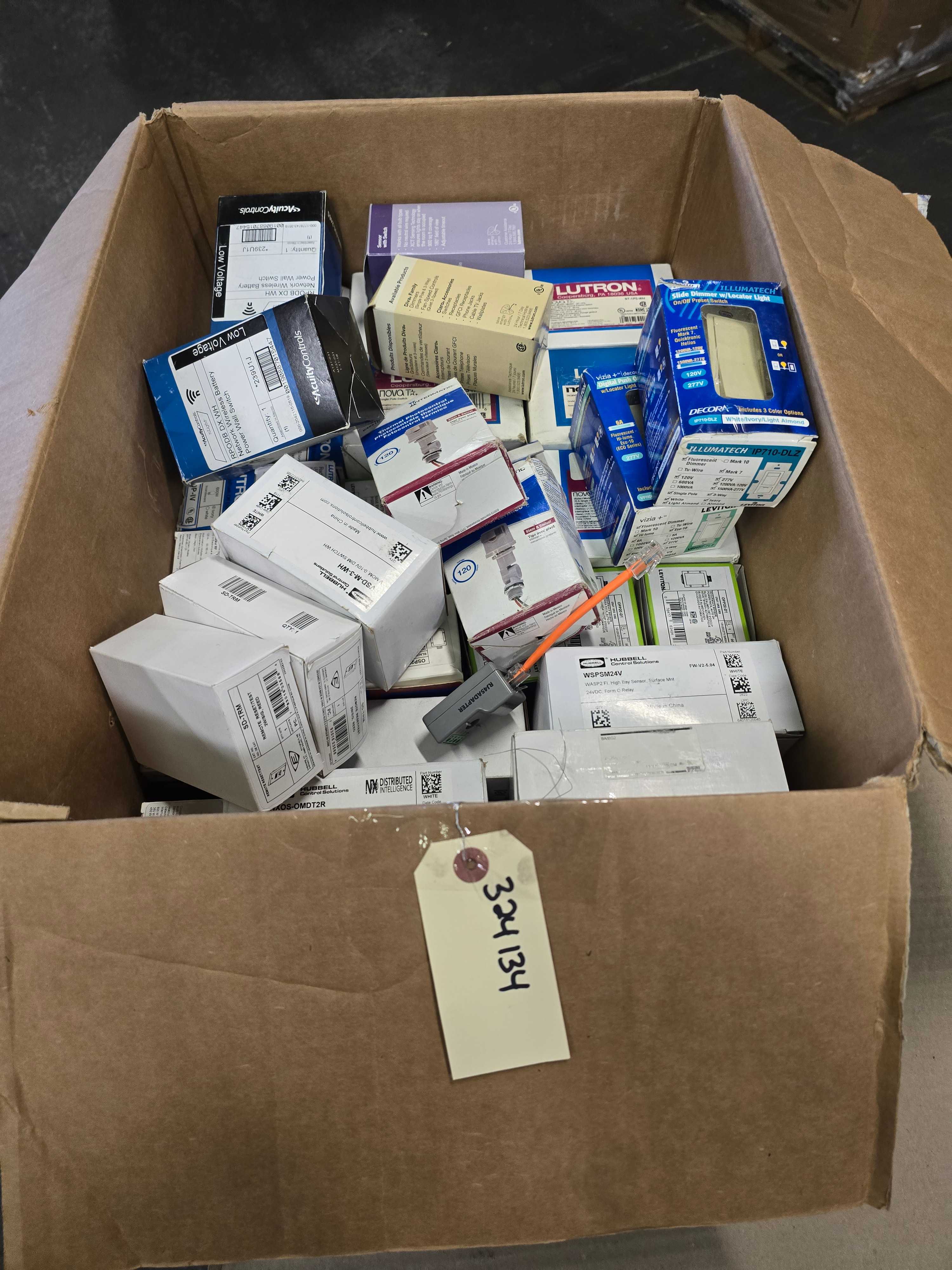 LOT OF LUTRON, HUBBELL, HONEYWELL, & LEVITON PARTS - ELECTRICAL COMPONENTS LOT OF LUTRON, HUBBELL, HONEYWELL, & LEVITON PARTS - ELECTRICAL COMPONENTS