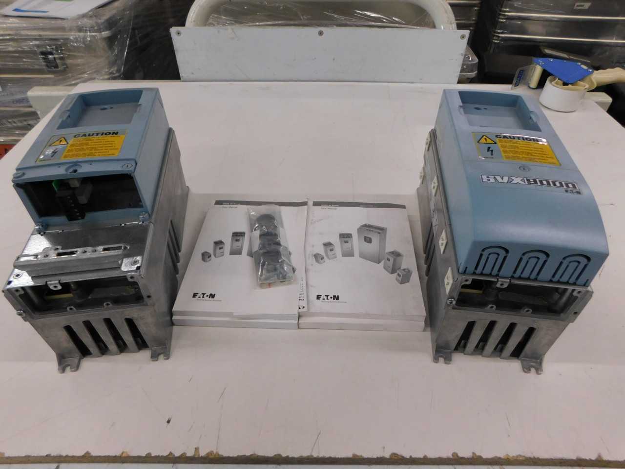 Lot of Quantity 2x SVX003A1-4A1B1 Drives - MOTOR DRIVES