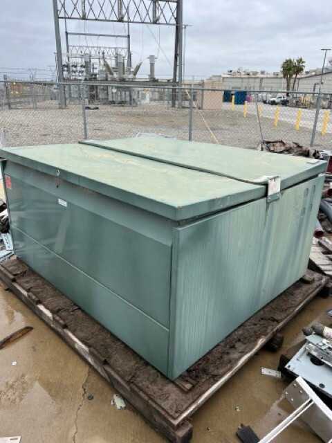 2010 S&C Electrical 431 Underground Distribution Switchgear - SWITCHGEAR