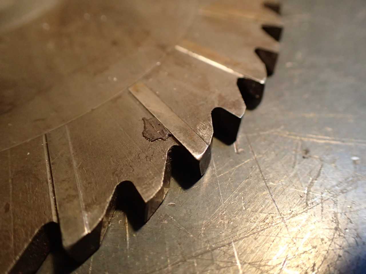 6" OD x 3/16" Staggered Tooth Side Mill Milling Cutter: 1" Horizontal Arbor Hole - MILLING TOOLS