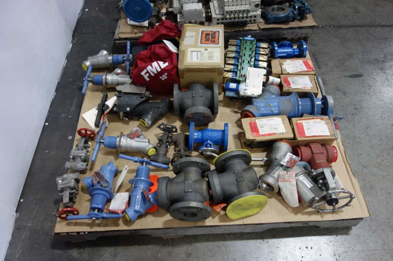 2 PALLETS OF ASSORTED VALVES - VALVES