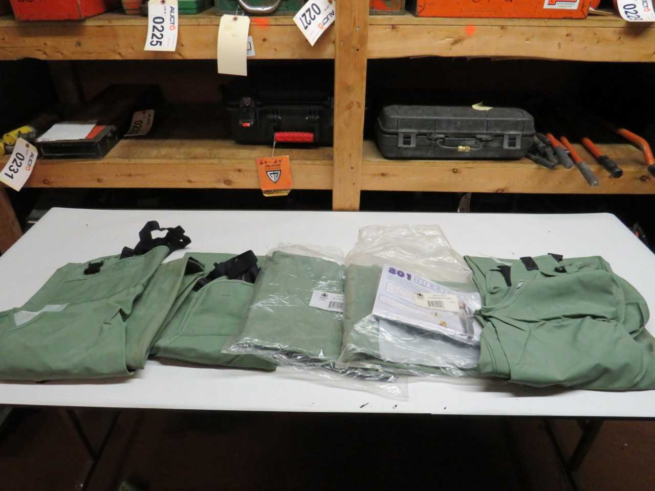 LOT OF ASSORTED HURRICANE FLAME RETARDANT, OIL RESISTANT RAINWEAR - SAFETY SWITCH
