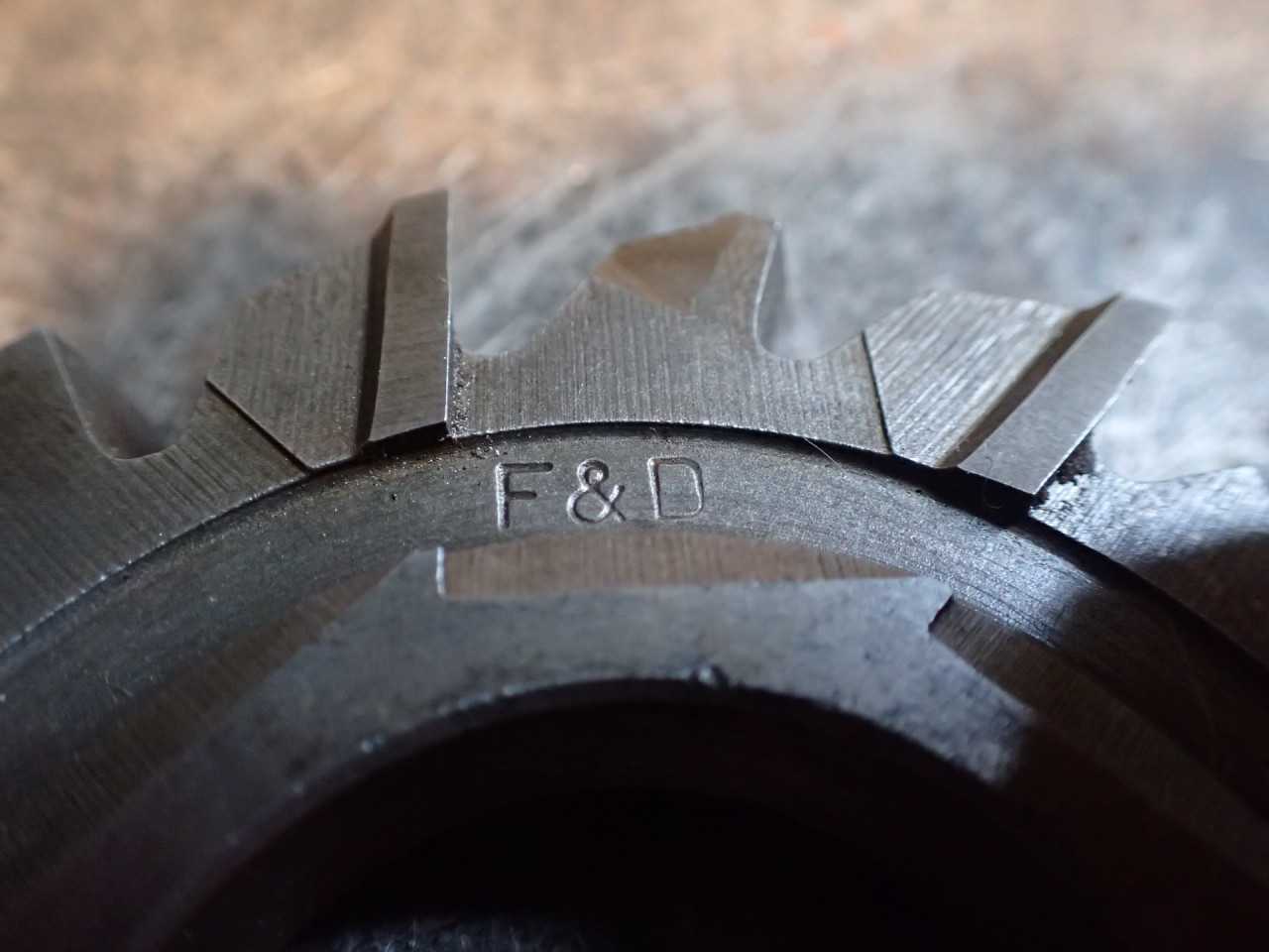 F&D 3" OD x 13/32" Staggered Tooth Side Mill Milling Cutter: 1-1/4" Arbor Hole - MILLING TOOLS