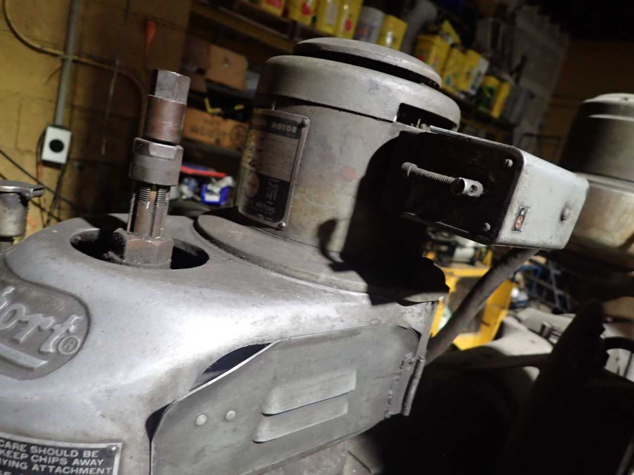 Bridgeport Model T Cherrying Head Attachment: 1/2 HP 208-220/440V 3-ph - MILLING MACHINES