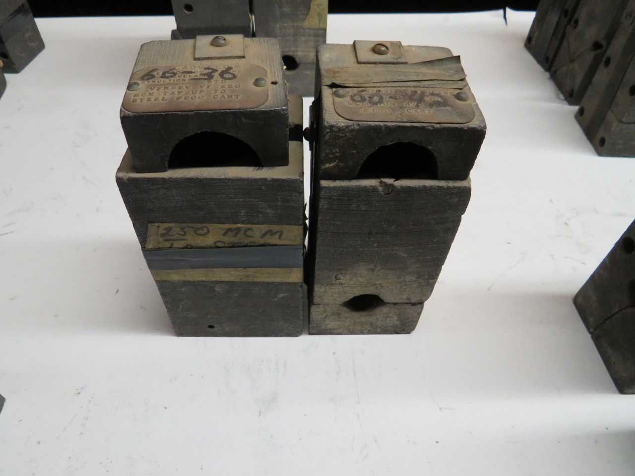 LOT OF 2 CADWELD 250 MCM TO STEEL & 500 MCM RUN & TAP MOLD - HAND TOOLS