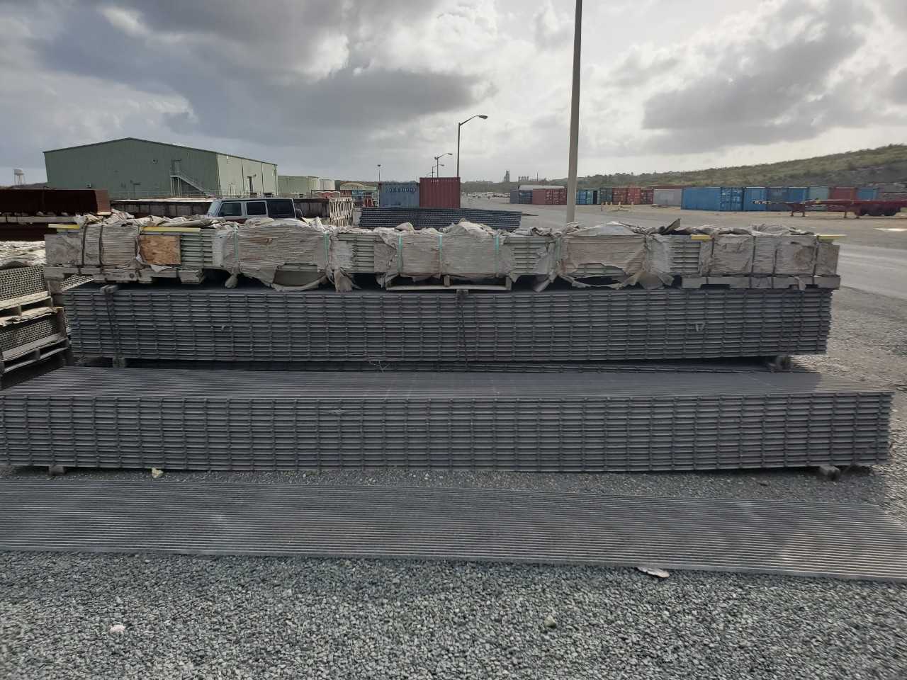 10 BUNDLES OF DURAGRID FIBRERGLASS GRATING 20FT X 3FT (3x 25 GRATING BUNDLES, 7X 15 GRATING BUNDLES) - PLANT & FACILITY
