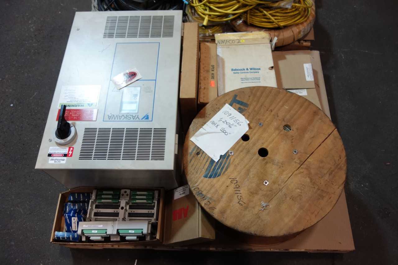 1 LOT OF ASSORTED ELECTRICAL AC MOTOR DRIVE, CABLE-WIRE CONTROLS, TERMINATION UNIT CONTROLS- ABB, YASKAWA, BAILEY - MOTOR DRIVES