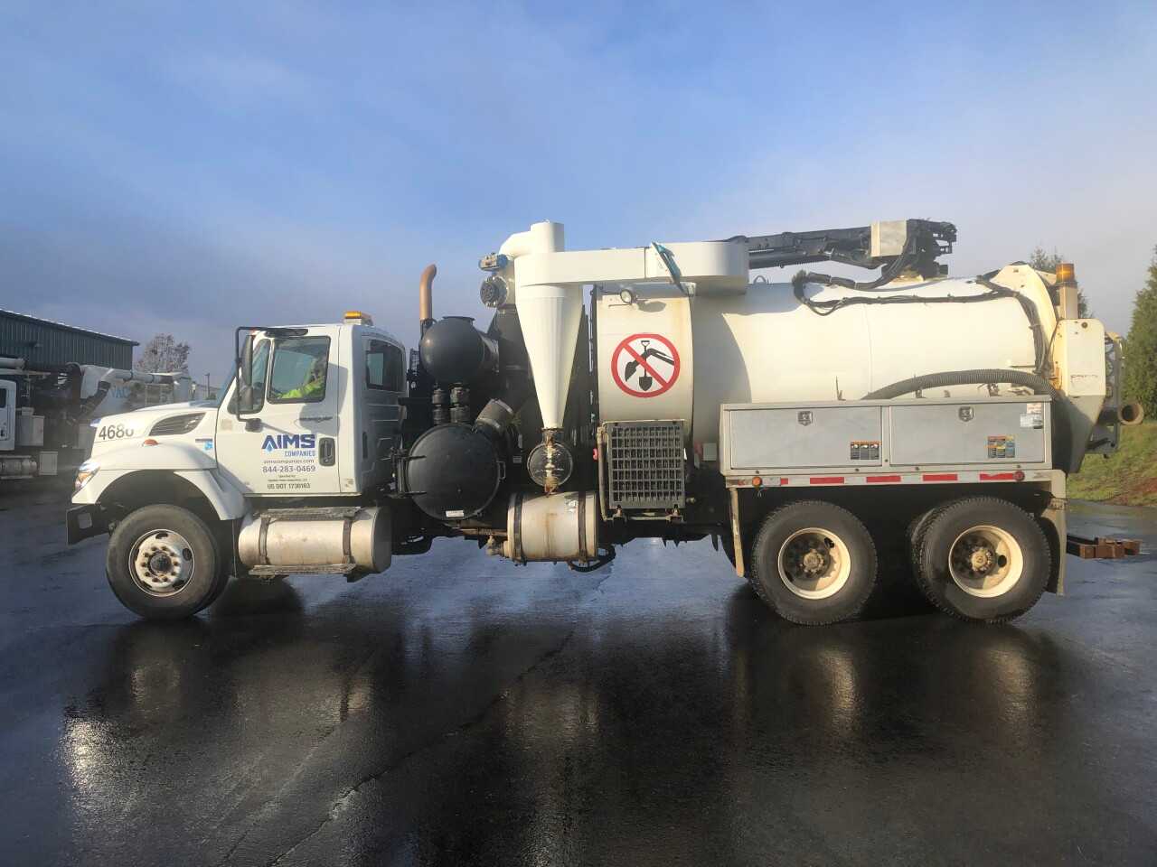 2009 International Vactor Prodigy Hydroexcavator - HYDRO EXCAVATOR TRUCKS