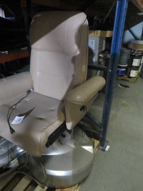 Salon Chair and Water Bath for Feet - MISCELLANEOUS