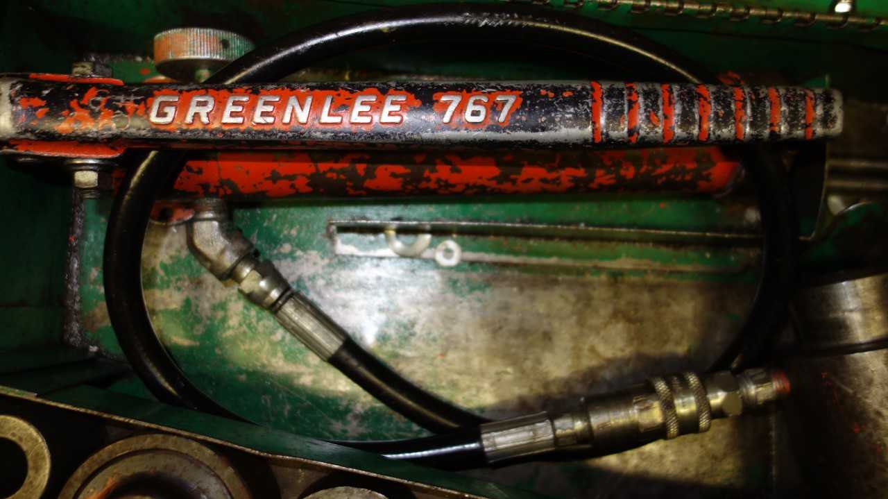 GREENLEE 7646 HYDRAULIC KNOCKOUT  PUNCHDRIVER - ELECTRIC POWER TOOLS