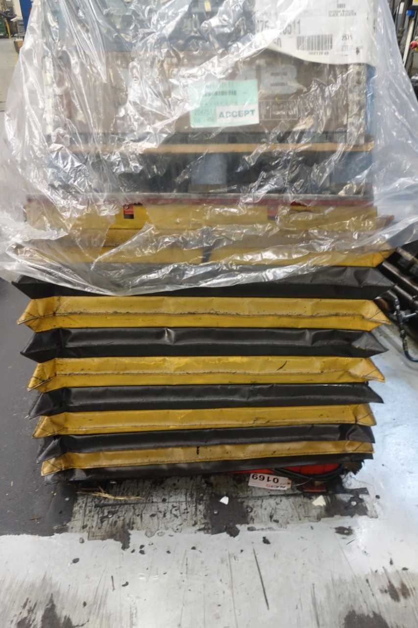 Presto scissor lift table, 4000lb capacity - MATERIAL HANDLING