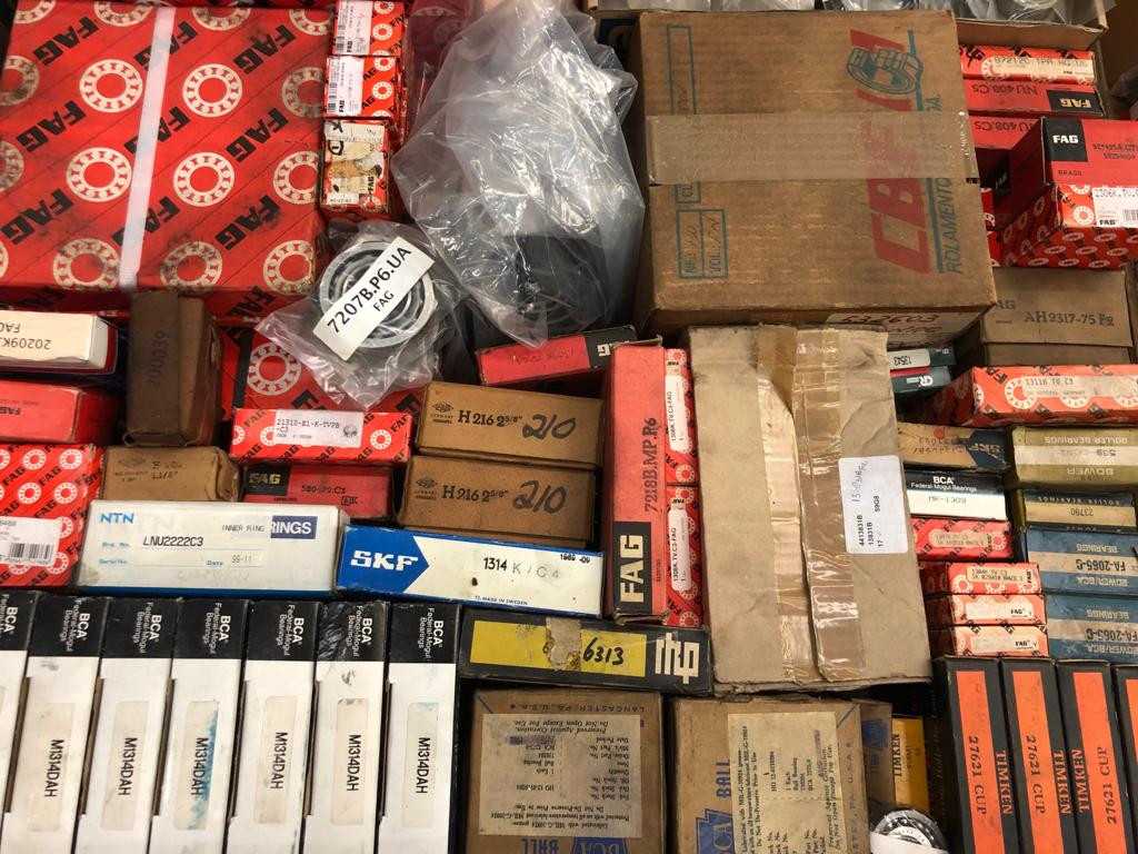 1 pallet of assorted bearings - BEARINGS