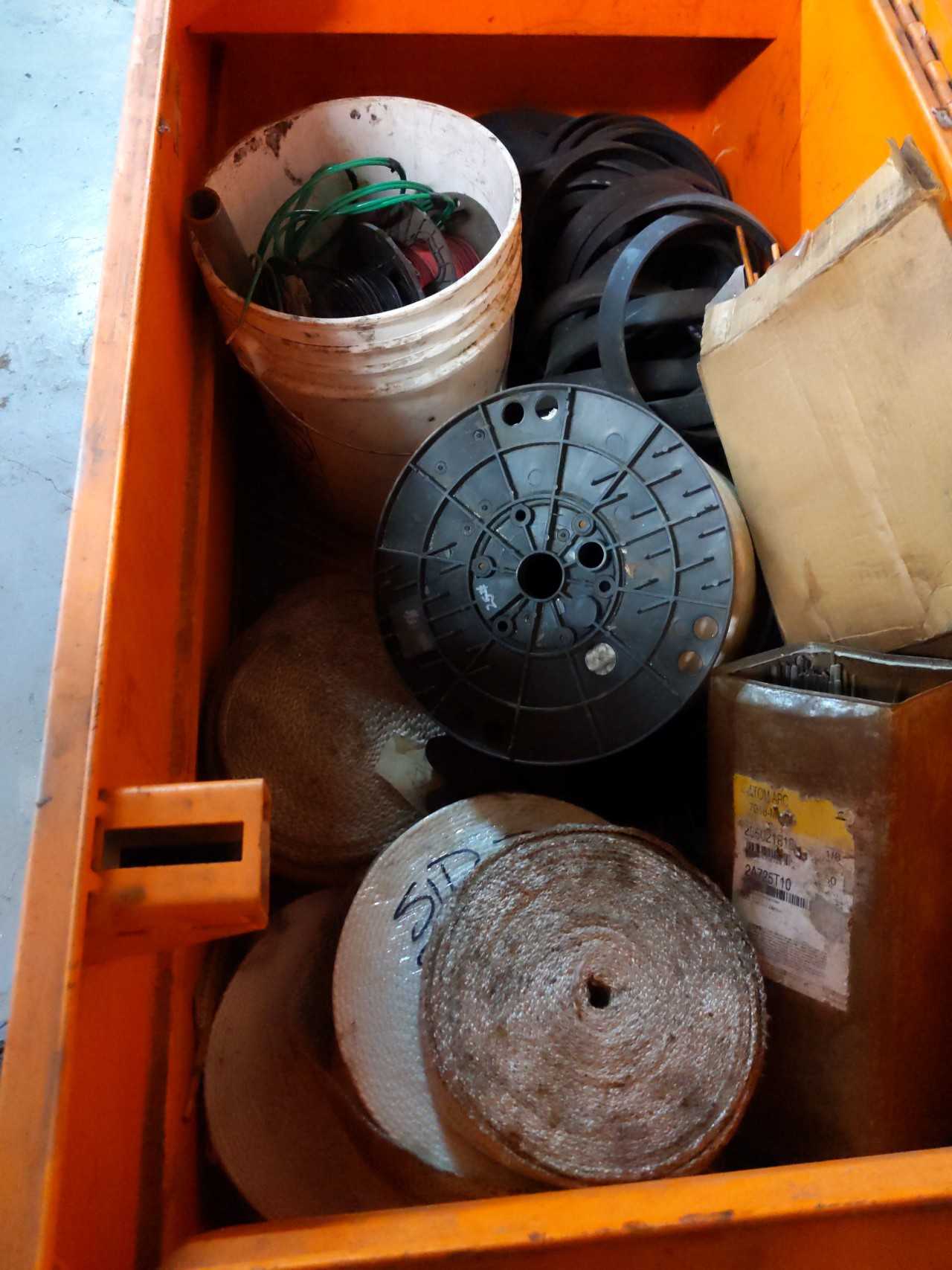 Klein tools gang box with contents - PLANT & FACILITY