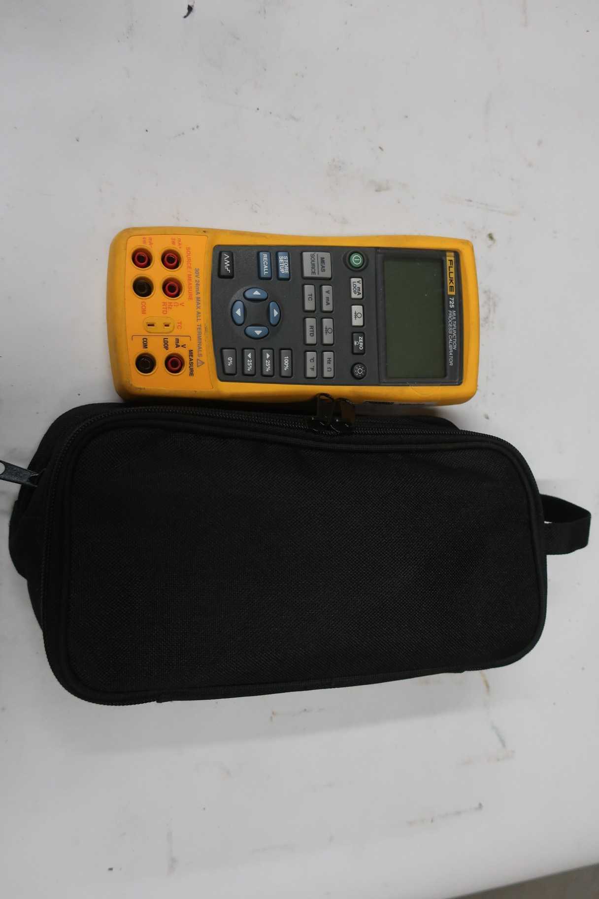 FLUKE 725 MULTIFUNCTION PROCESS CALIBRATOR - ELECTRIC POWER TOOLS