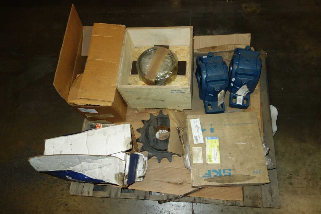 LOT OF ASSORTED BEARINGS - BEARINGS