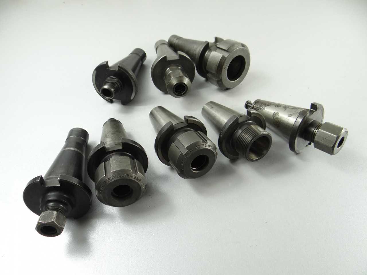 LOT OF ASSORTED 40 TAPER COLLET CHUCKS - MILLING MACHINES