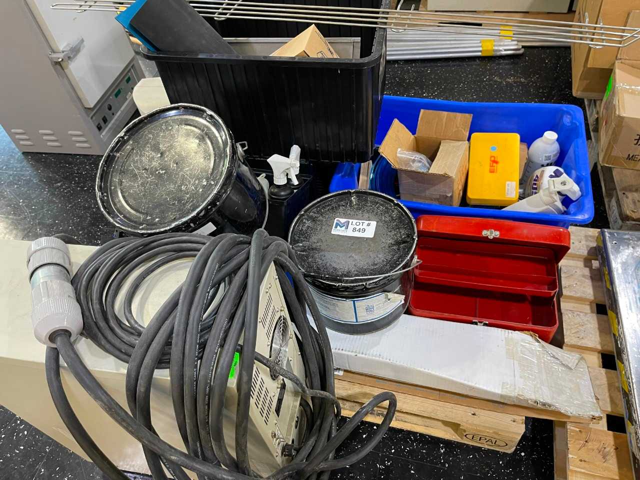 Misc Items on Pallet Does not Include Power Supply - ELECTRIC POWER TOOLS
