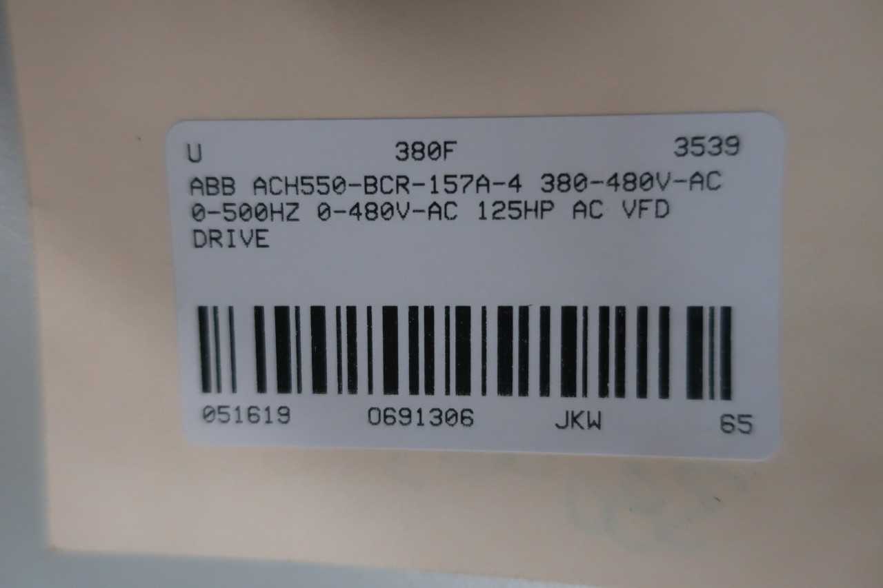 ABB ACH550-BCR-157A-4 380-480V-AC 0-500HZ 0-480V-AC 125HP AC VFD DRIVE - MOTOR DRIVES