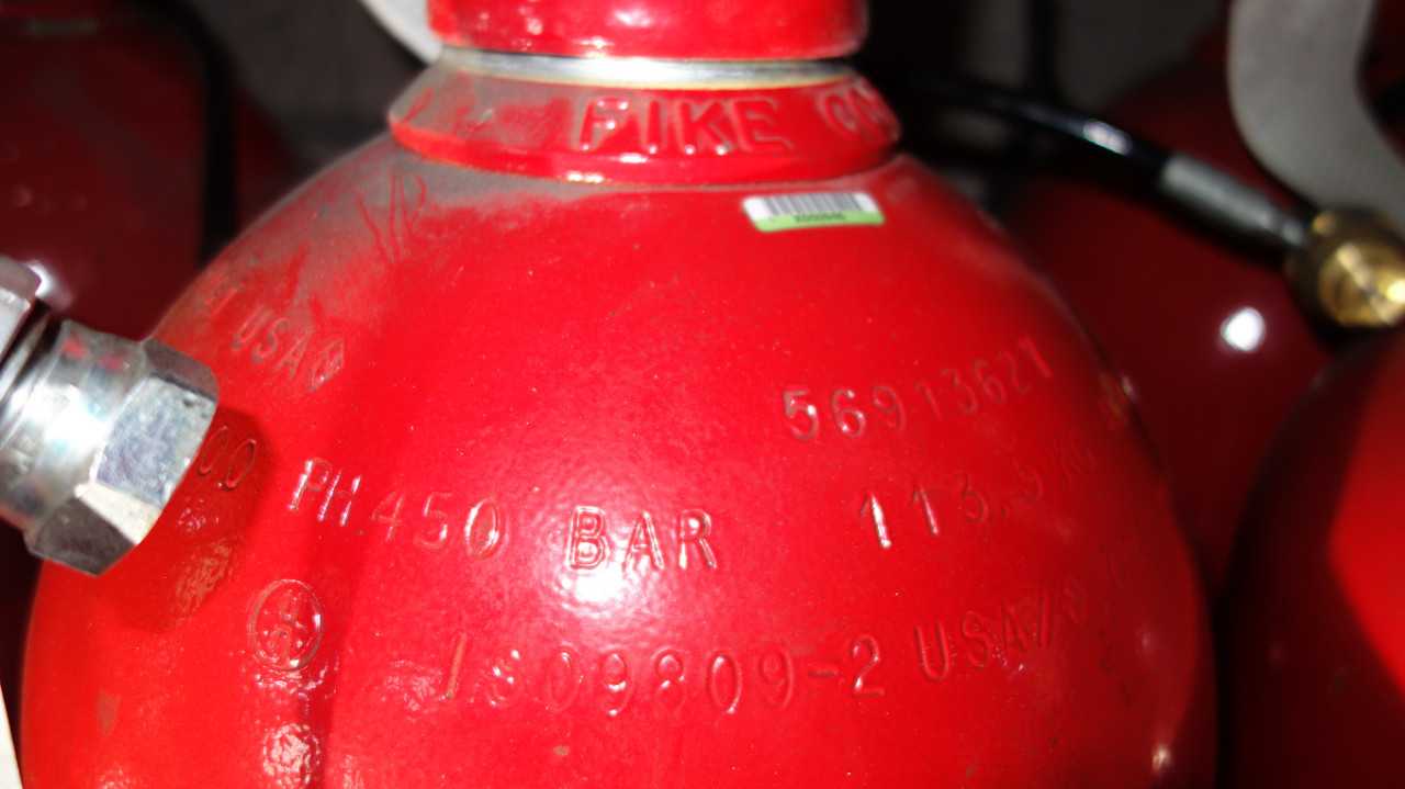 LOT OF 8 FIKE PROINERT2 IG-55 FIRE SUPPRESSION TANKS - SAFETY EQUIPMENT