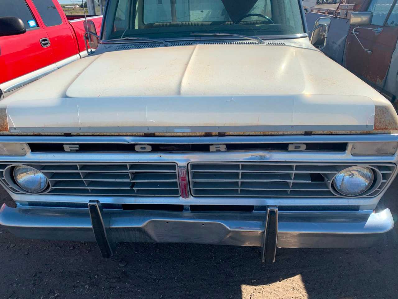 Ford F350XLT Pickup Welding Bed Needs Engine Work - INDUSTRIAL PARTS