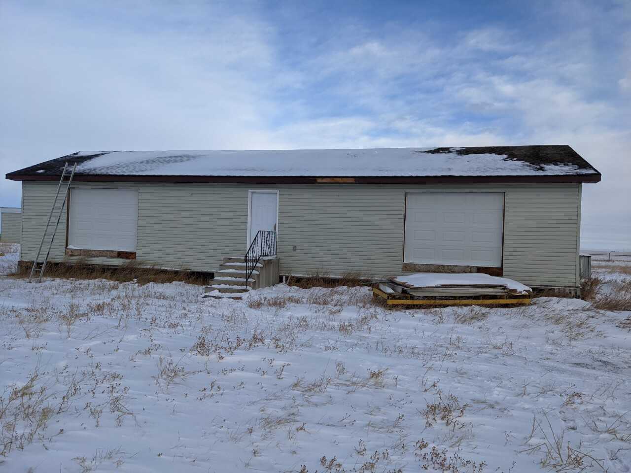 RTM Shop 1 Building - 1400 square feet - MATERIAL HANDLING