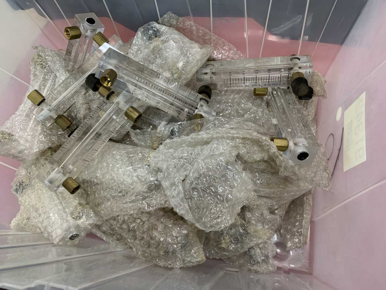 LOT OF NEW FLOWMETRICS GAUGES - INSTRUMENTATION