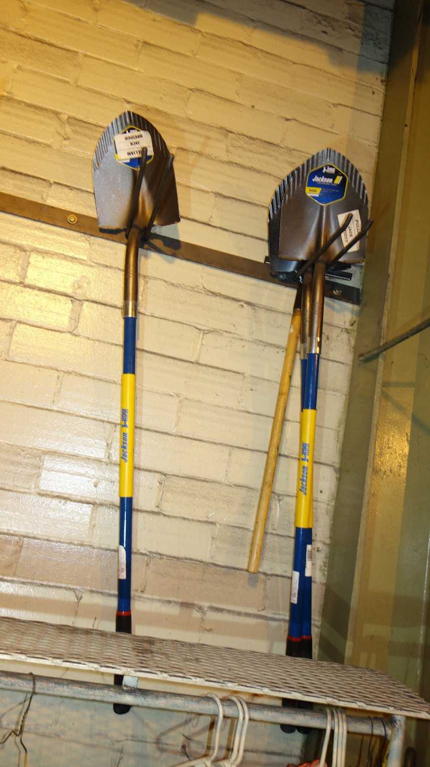 LOT OF ASSORTED HAND TOOLS, SHOVELS, RAKES, PITCH FORKS - ELECTRIC POWER TOOLS