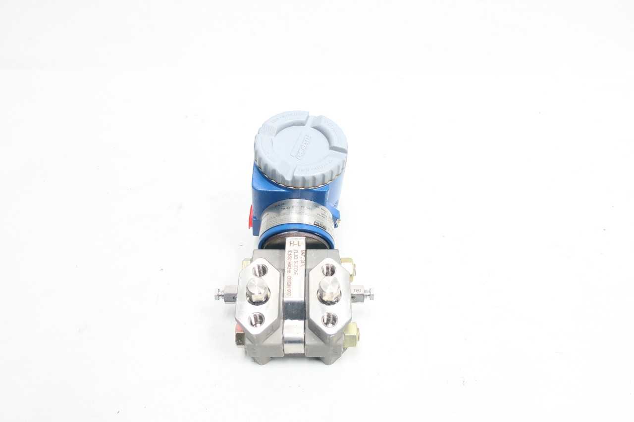 FOXBORO IDP10-F22B21F-M1V FIELDBUS 0-200IN-H2O PRESSURE TRANSMITTER - INSTRUMENTATION