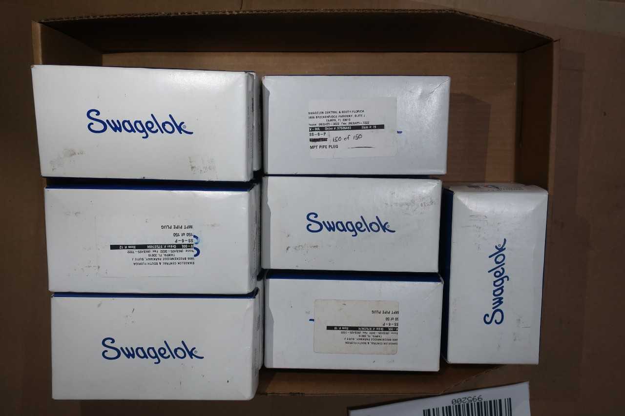LOT OF ASSORTED SWAGELOK FITTINGS - PROCESS EQUIPMENT