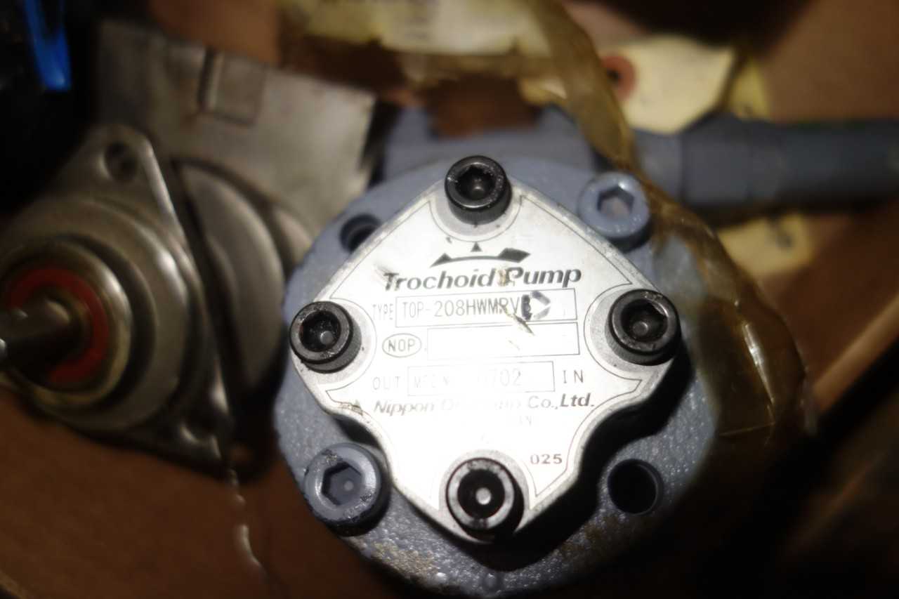 TOTE OF ASSORTED HYDRAULIC PUMPS - HAND TOOLS