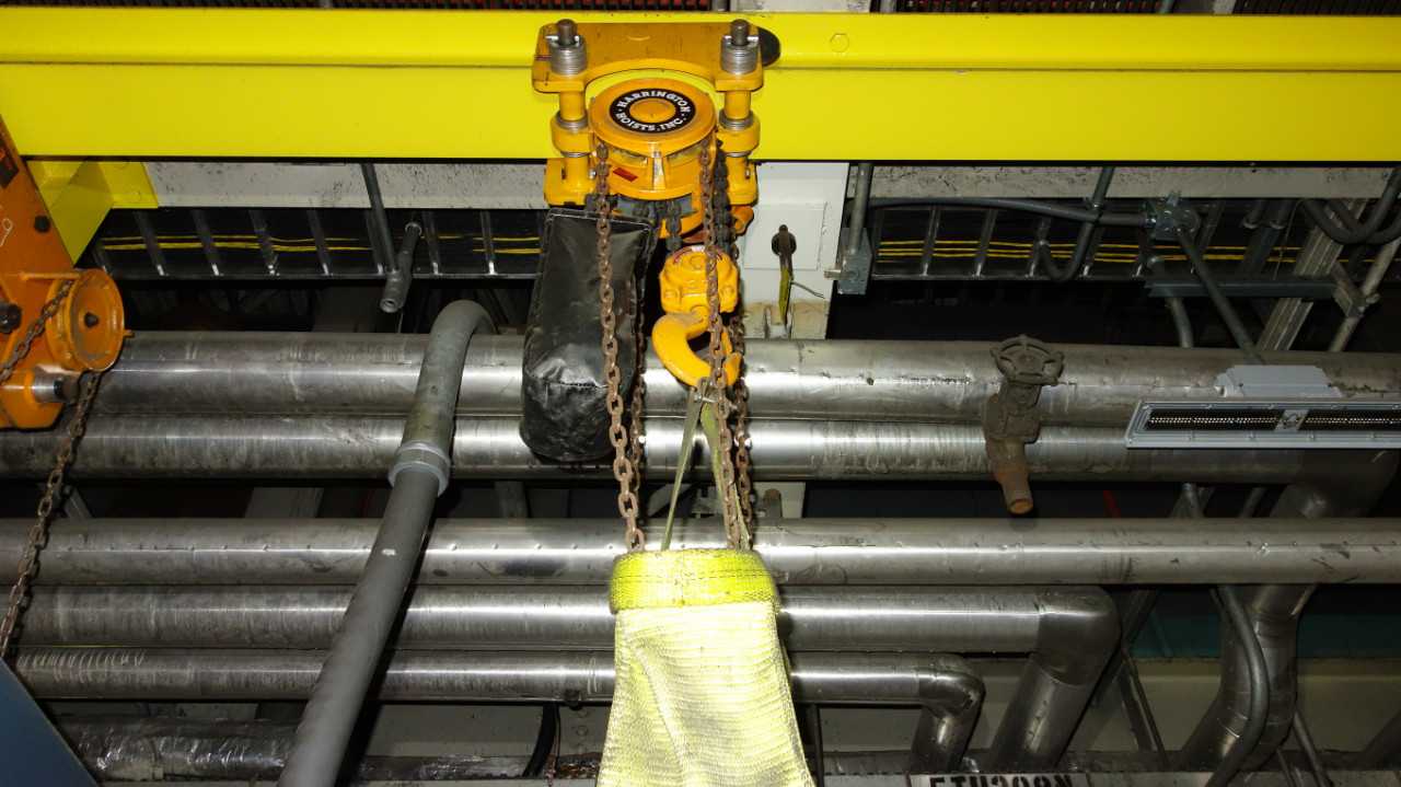 LOT OF 4 HARRINGTON 3 TON MANUAL CHAIN HOIST - MISCELLANEOUS