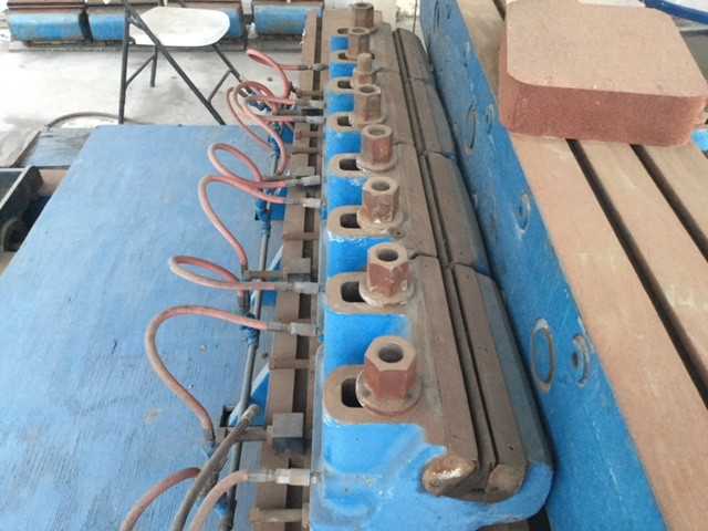 ERCO HYDRAULIC SHEET PRESS, 300 Ton Capacity - PRESSES