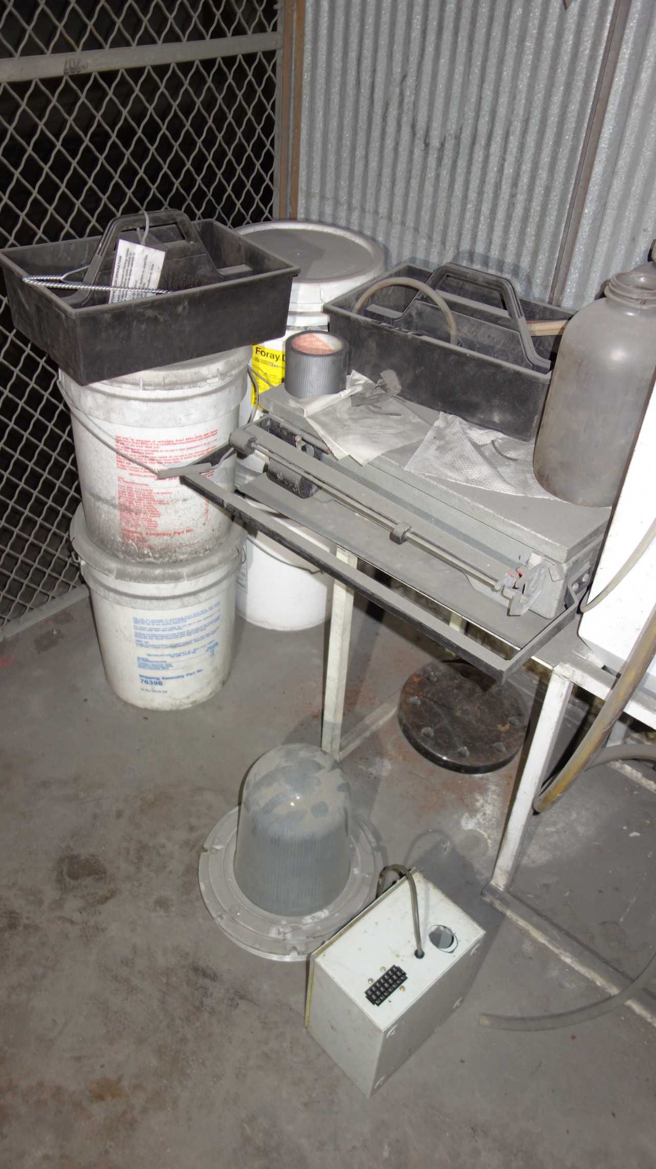 CONTENTS OF ROOM - PARTS CLEANER, TOOLS, CABINETS - MISCELLANEOUS