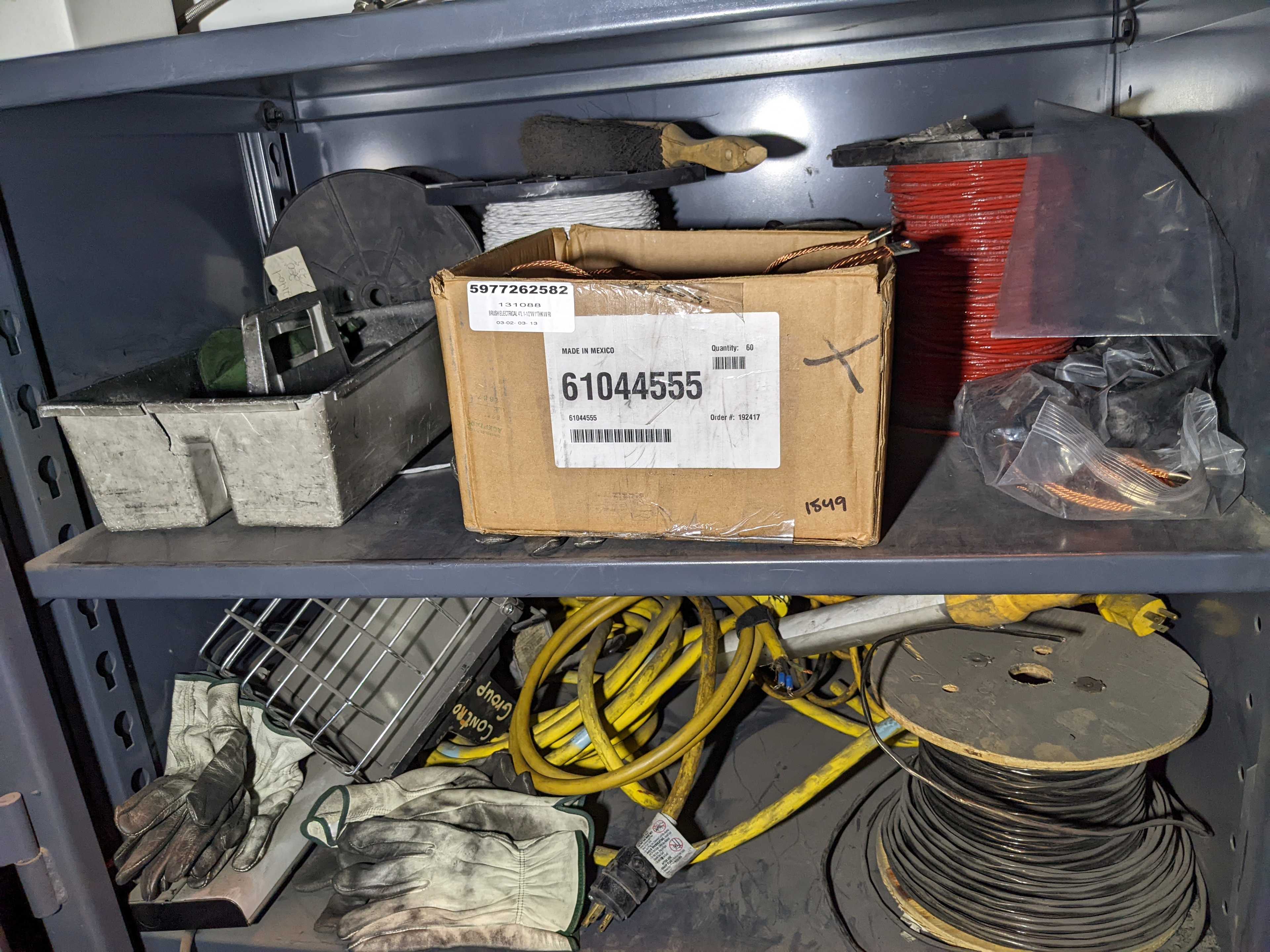 CABINET WITH CONTENTS - INDUSTRIAL PARTS