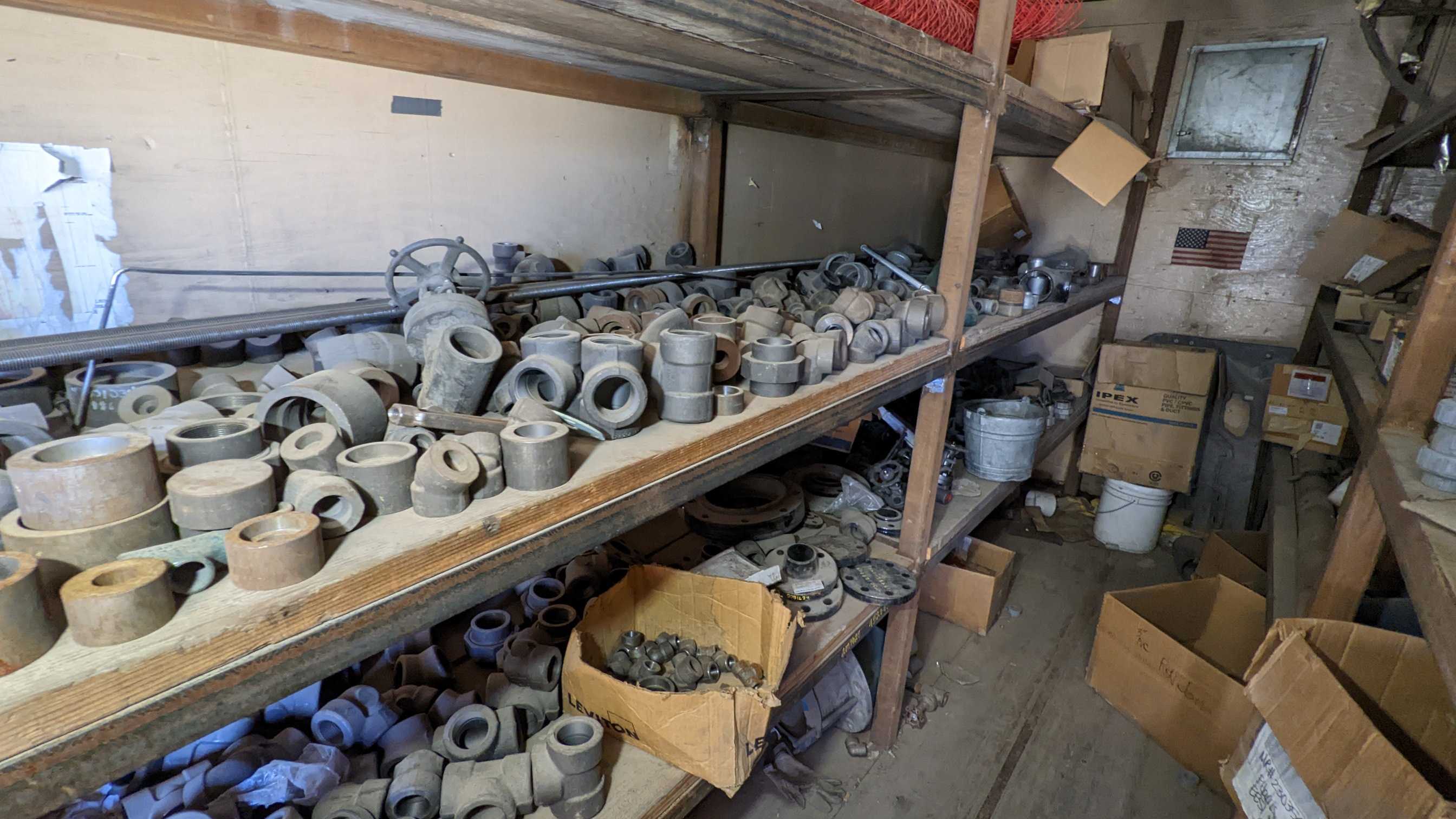 CONTENTS OF TRAILER - TRAILERS