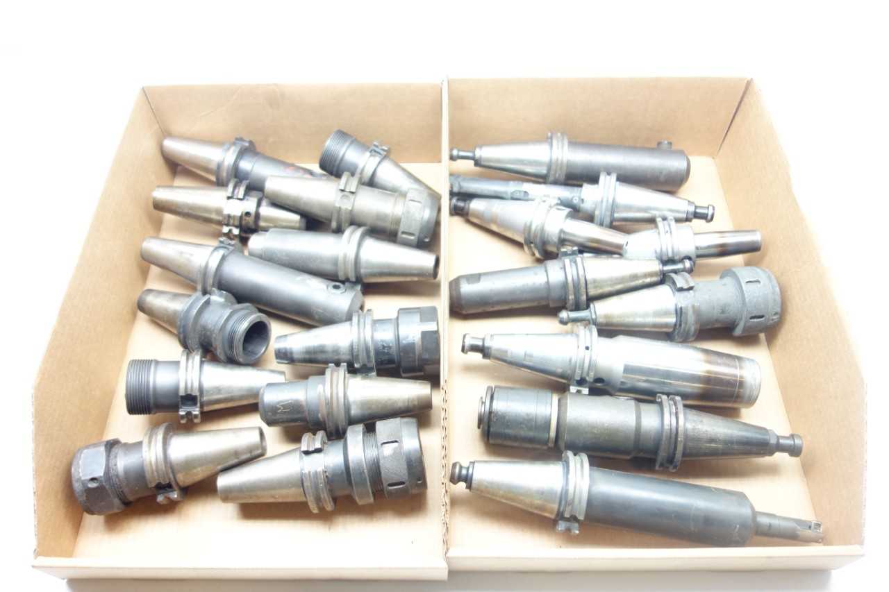 LOT OF ASSORTED CAT40 TOOL HOLDERS - PARLEC, LYNDEX - ELECTRIC POWER TOOLS