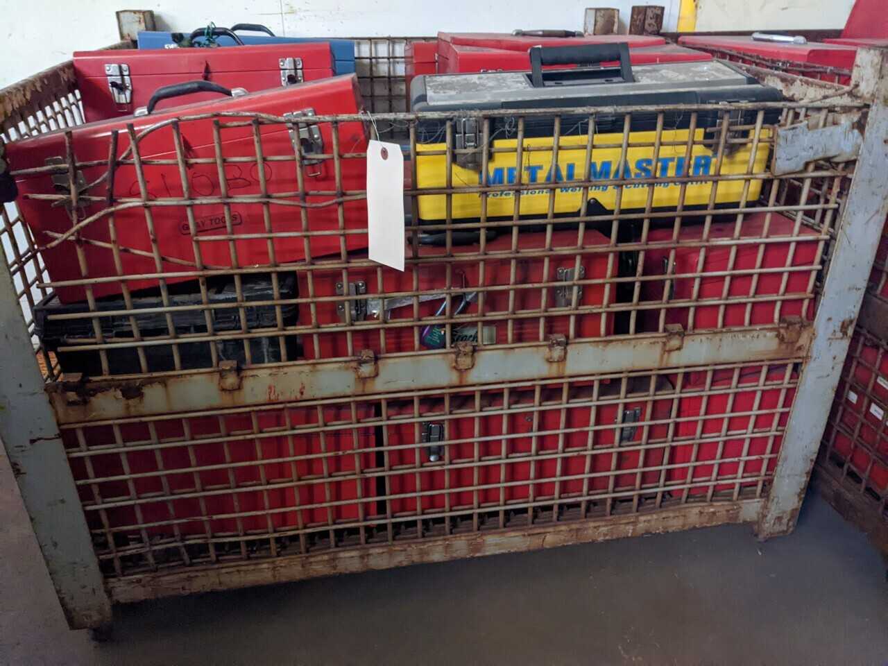 CRATE OF ASSORTED TOOLBOXES WITH CONTENTS, ASSORTED TOOLS, FITTINGS (SOME EMPTY) - HAND TOOLS