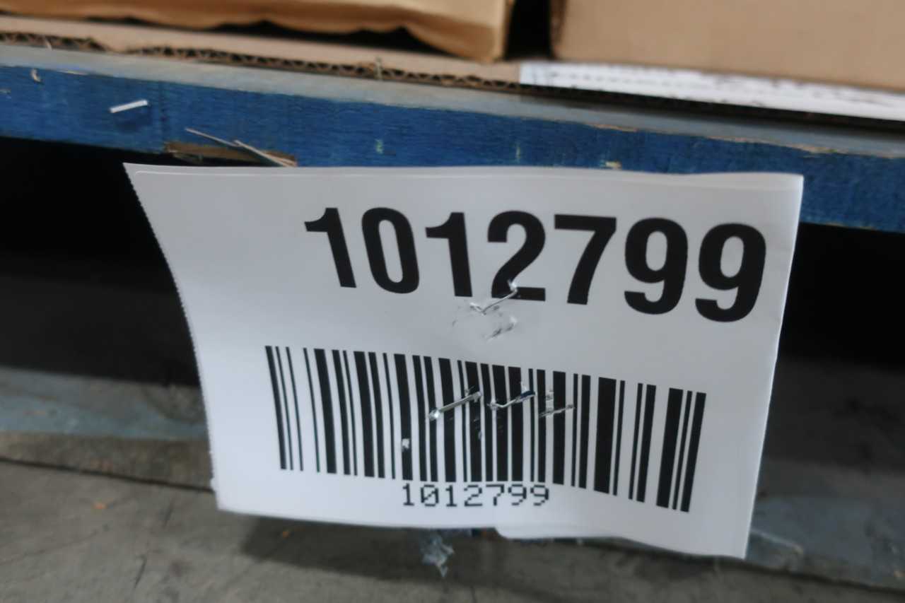 PALLET OF CROUSE-HINDS LBD8800 CONDUIT BODIES - CONDUIT FITTING