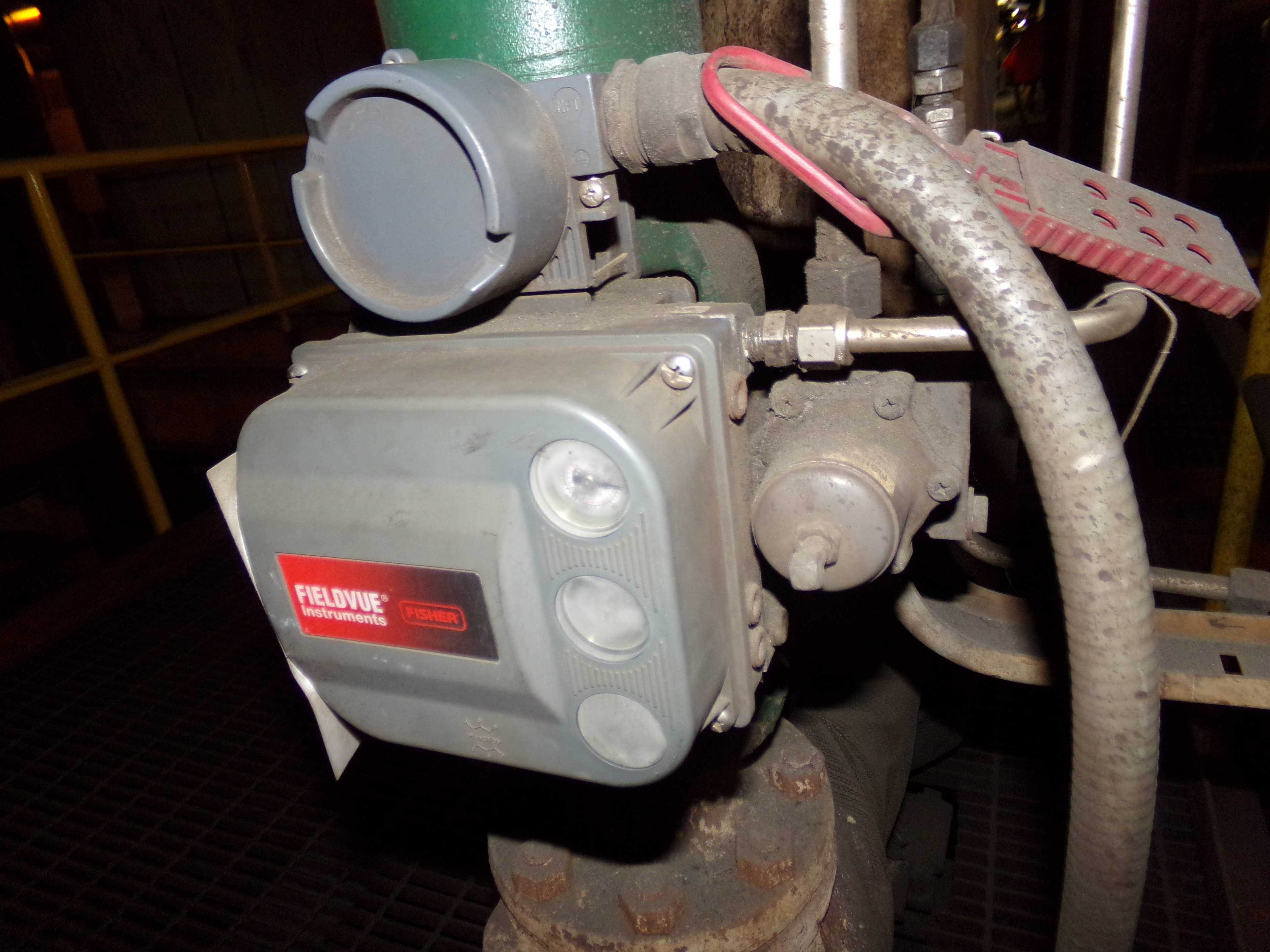 FISHER CONTROLS DVC6010 FIELDVUE POSITIONER - CONTROL VALVE