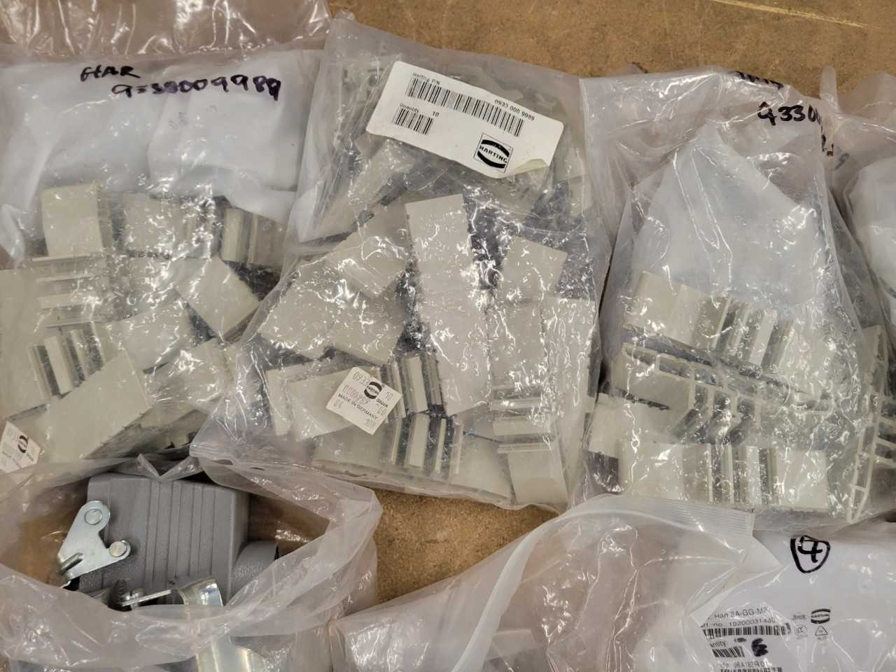 [Harting] Platic Spacers, Cable Housings and Hoods - INDUSTRIAL PARTS